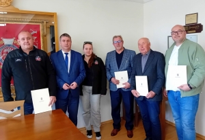 obrazek ugqywanie umów na wsparcie orkiestr dętych w gminie Opatówek wiecej