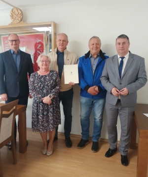 obrazek gkoqeOpatówek wspiera młodych szczypiornistów  wiecej