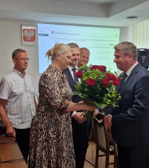 obrazek esws}mstrz Gminy Opatówek z wotum zaufania i absolutorium za 2024 rok wiecej