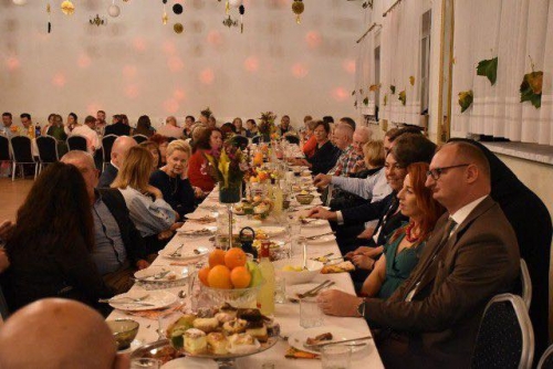 obrazek owsiuona Biesiada w Chełmcach  wiecej